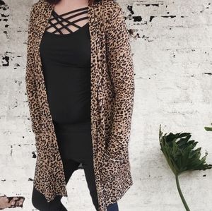 Leopard cardigan with pockets / long sleeve